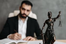 Çocuğa Sarkıntılığın Cezası Nedir? TCK 103 ve Yargıtay Kararları 3 pexels pavel danilyuk 8112107 1