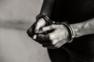 Anasayfa 5 criminal handcuffs 6 1