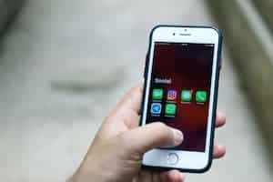 Cinsel Suçlarda WhatsApp Yazışmaları Delil Olur mu? 2 pexels ravi roshan 2875998 7787232 1
